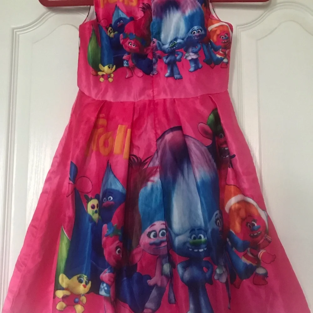 Size 6/7 NWOT dress - Picture 2 of 4